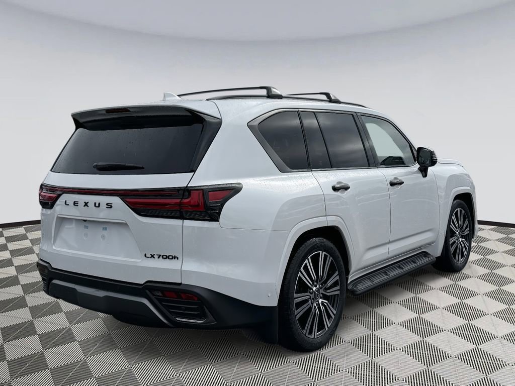 New 2026 Lexus LX 700h Luxury image 2