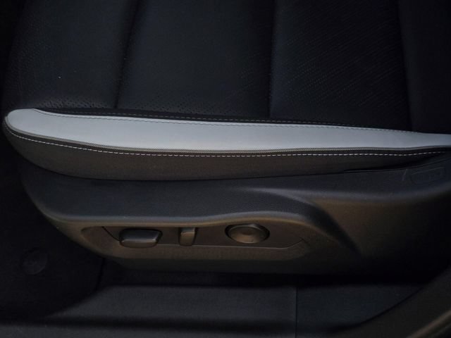 Used 2025 Buick Envision Sport Touring AWD/4WD image 30
