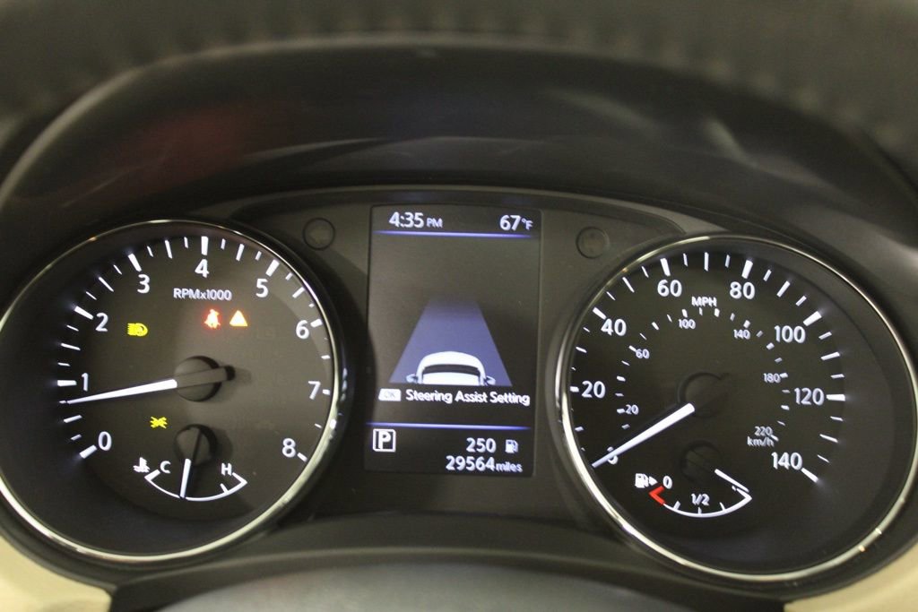 Used 2020 Nissan Rogue SL w/ Premium Package image 22