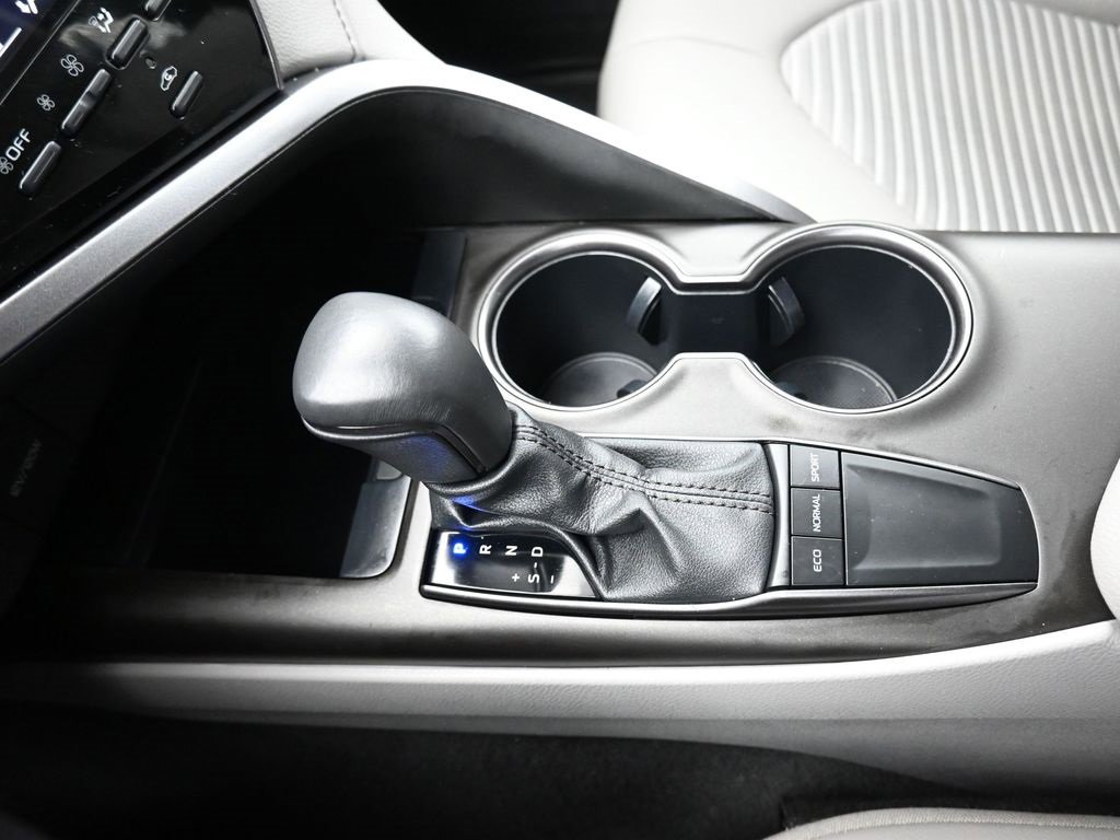 Used 2023 Toyota Camry SE image 21