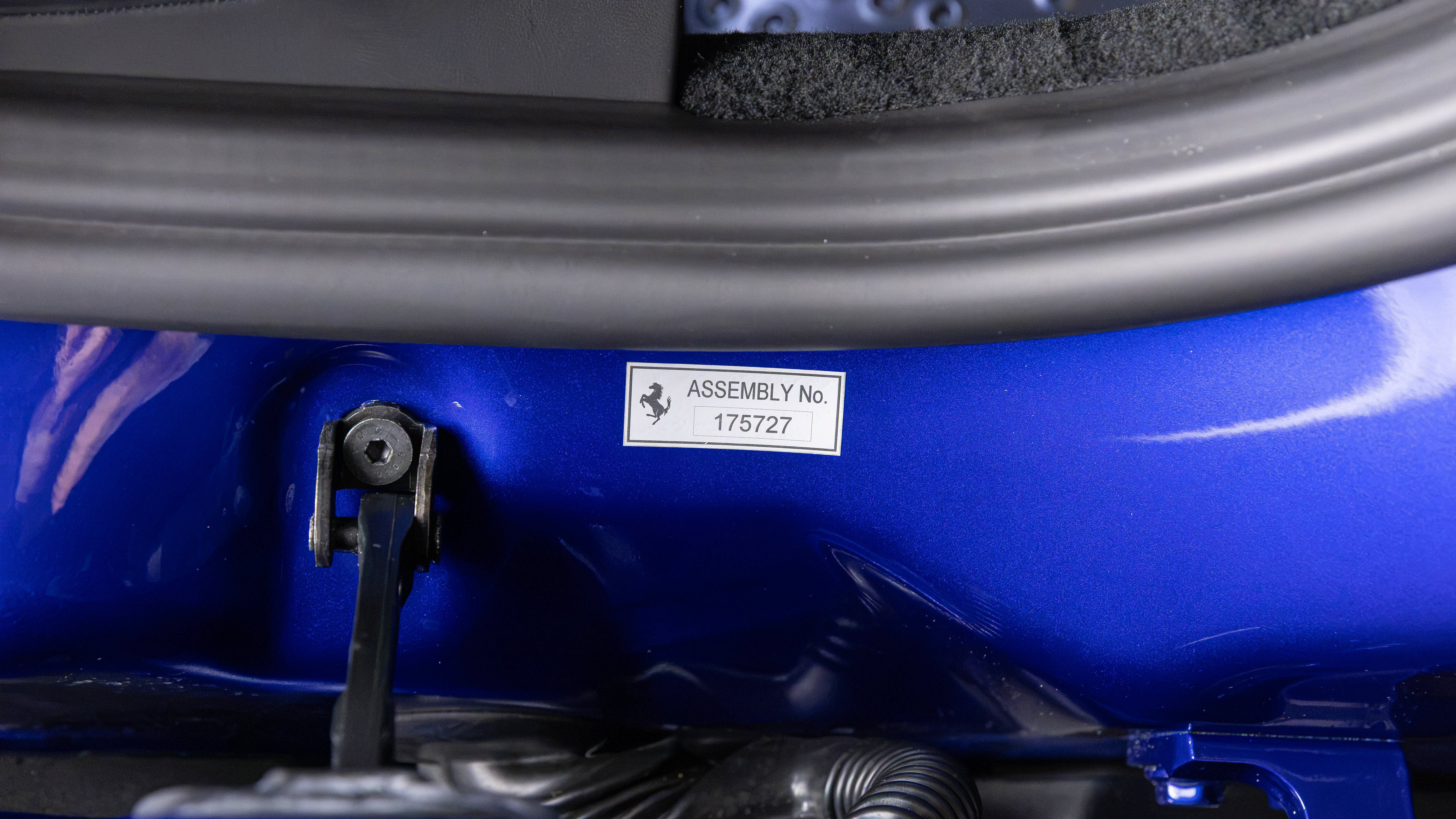 Used 2020 Ferrari 812 Superfast RWD image 15