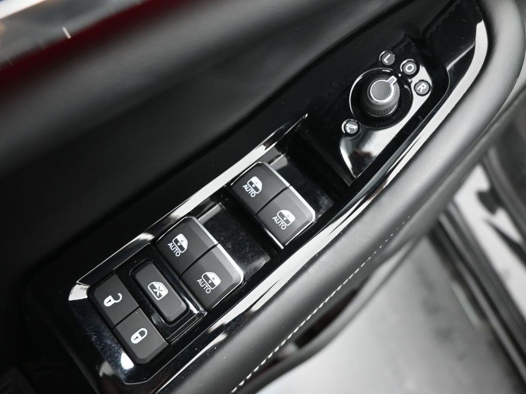 Used 2022 Jeep Grand Cherokee L Overland image 13