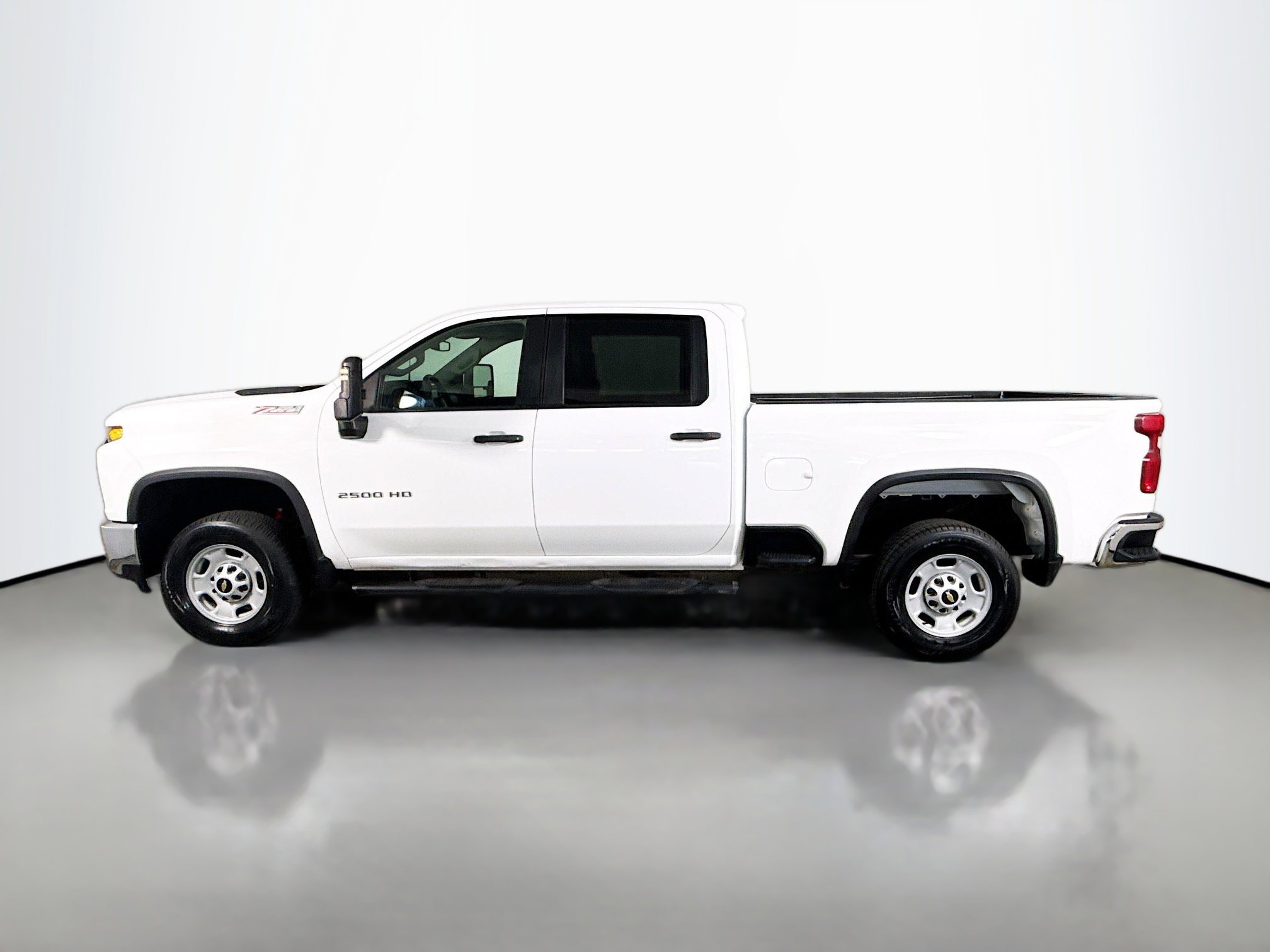 Used 2022 Chevrolet Silverado 2500 W/T w/ WT Convenience Package AWD/4WD image 6