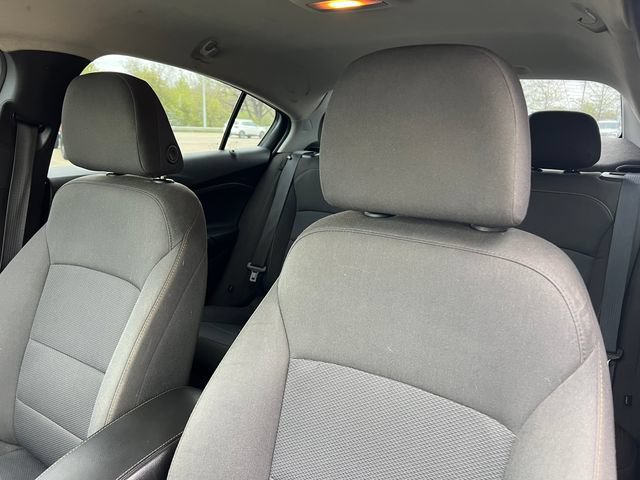 Used 2019 Chevrolet Cruze LS FWD image 9