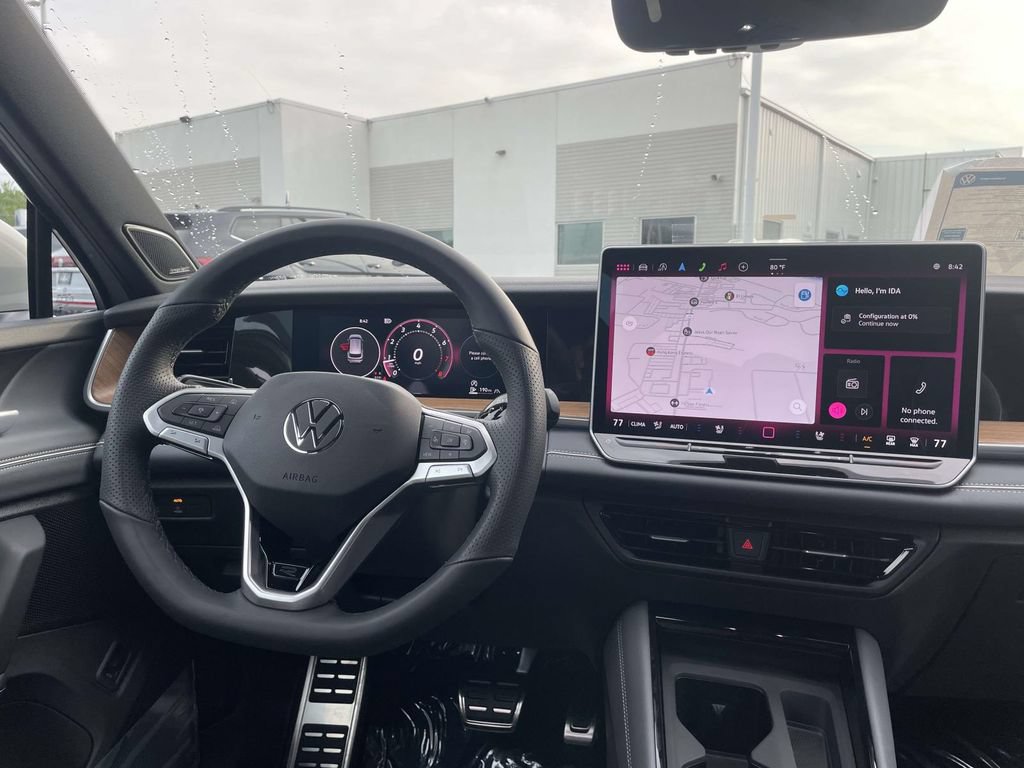 New 2026 Volkswagen Tiguan SEL R-Line AWD/4WD image 14