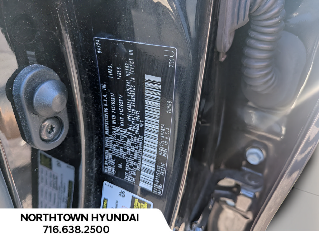 Used 2024 Toyota Corolla Cross L AWD/4WD image 31