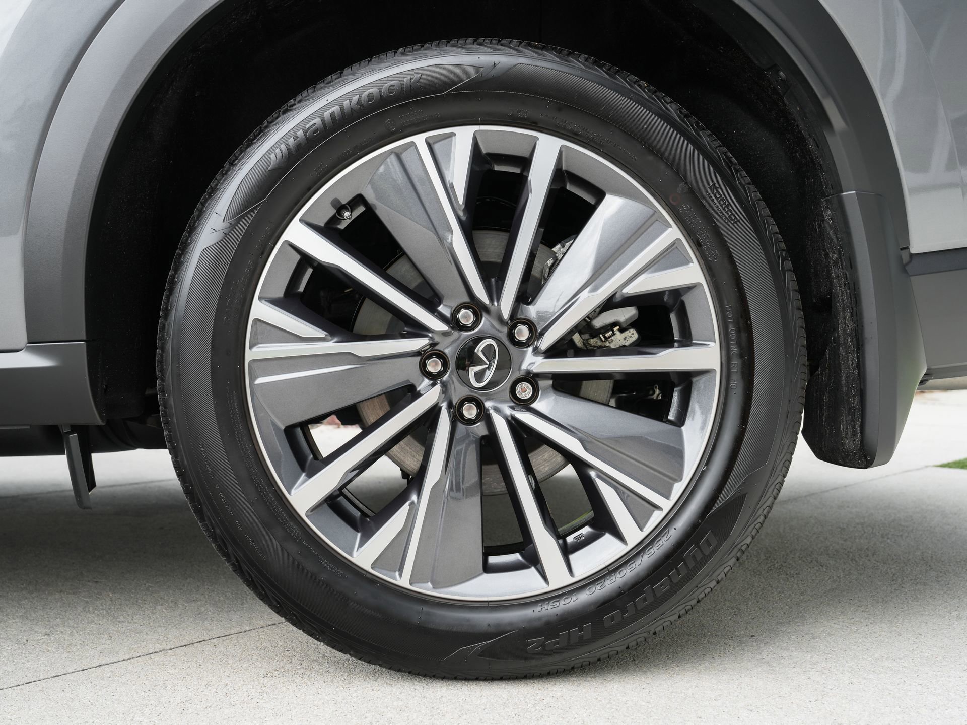 Certified 2026 INFINITI QX60 Luxe w/ Family Package FWD image 28