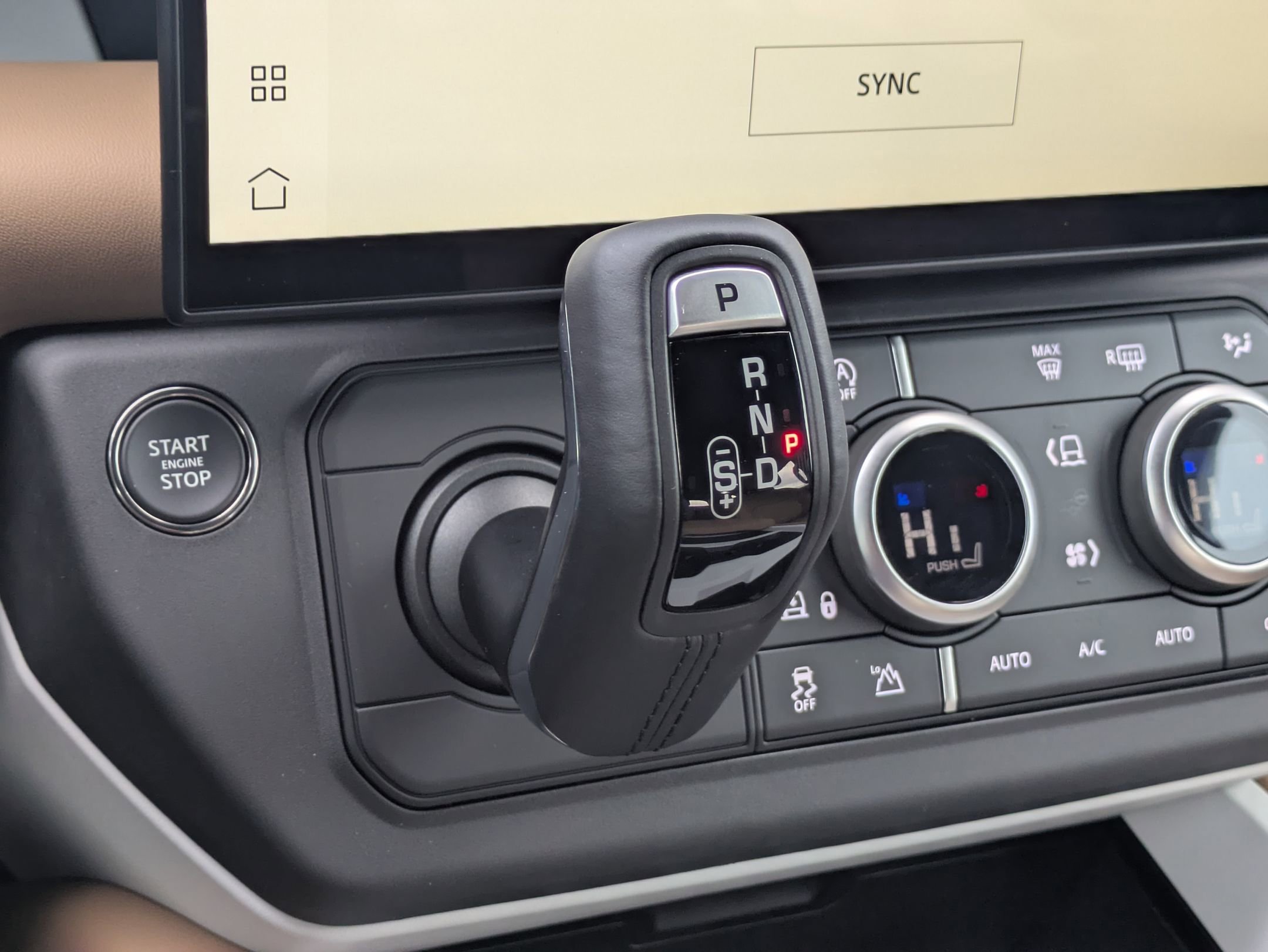 New 2026 Land Rover Defender 110 X-Dynamic SE image 17