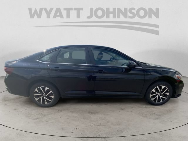 Used 2024 Volkswagen Jetta S FWD image 11
