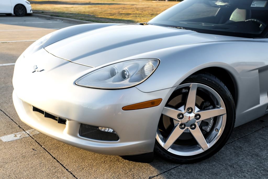 Used 2006 Chevrolet Corvette Coupe w/ Preferred Equipment Group image 7