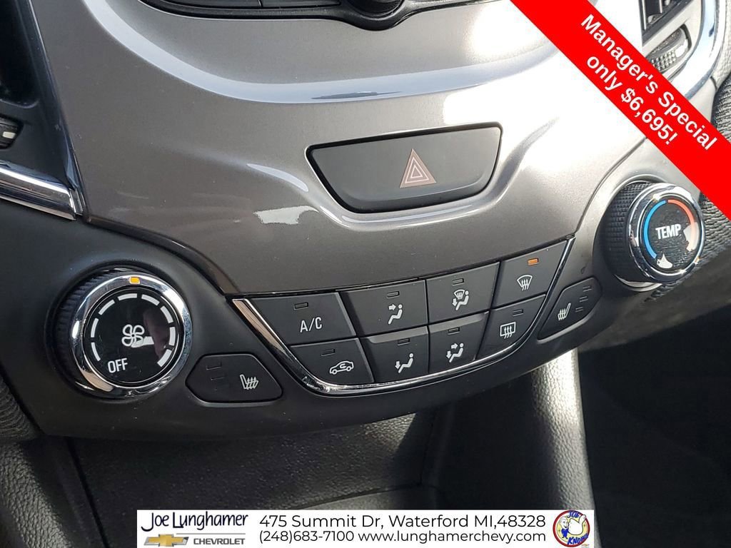 Used 2016 Chevrolet Cruze LT w/ Convenience Package FWD image 18