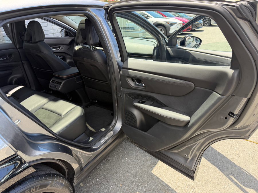 Used 2023 Nissan Ariya FWD image 43