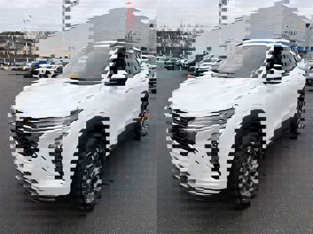 New 2026 Chevrolet Trax LT w/ Driver Confidence Package image 34