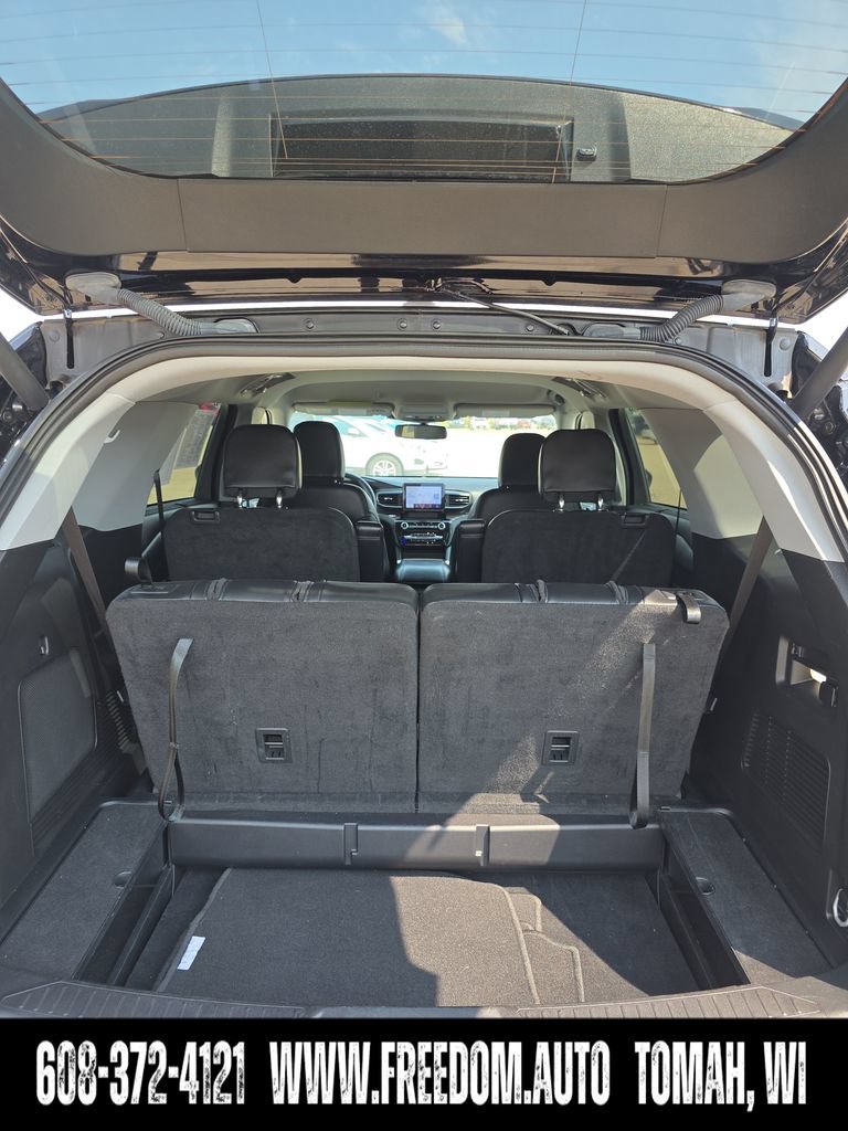 Used 2023 Ford Explorer Limited AWD/4WD image 24