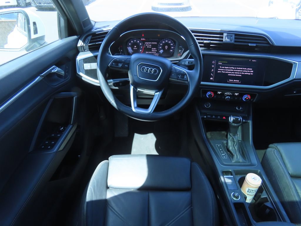 Used 2021 Audi Q3 2.0T Premium w/ Convenience Package AWD/4WD image 5