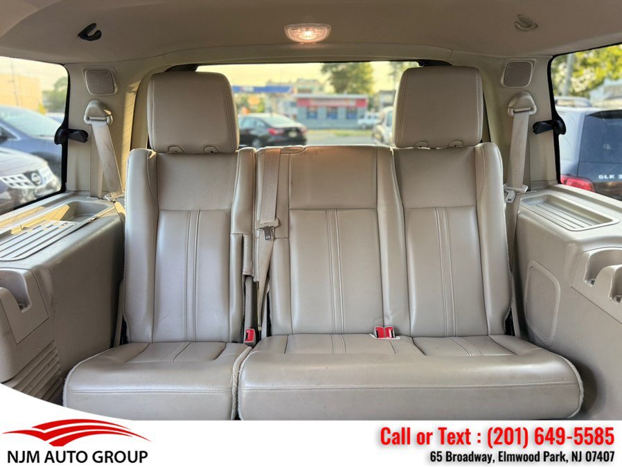 Used 2015 Lincoln Navigator 4WD image 18