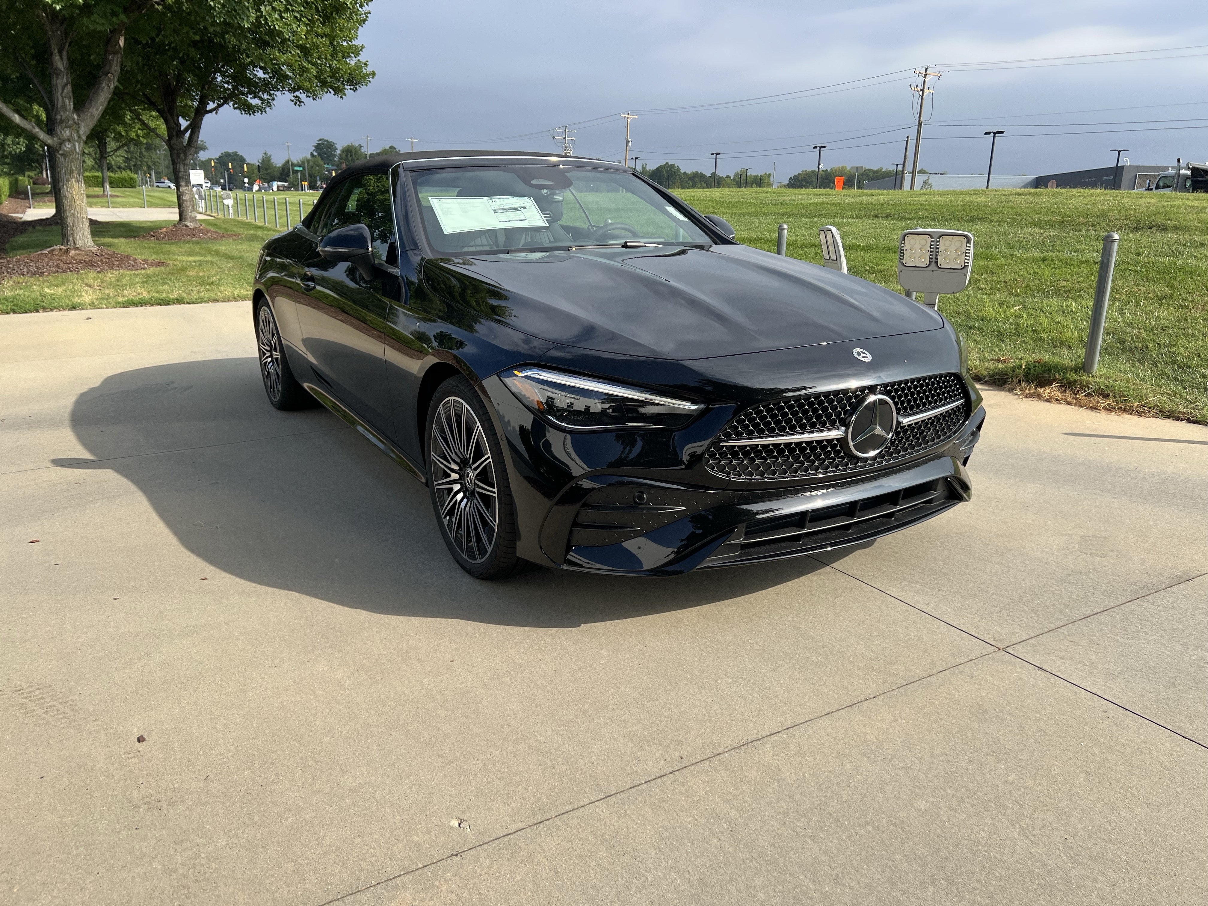 New 2027 Mercedes-Benz CLE 450 4MATIC Cabriolet image 2