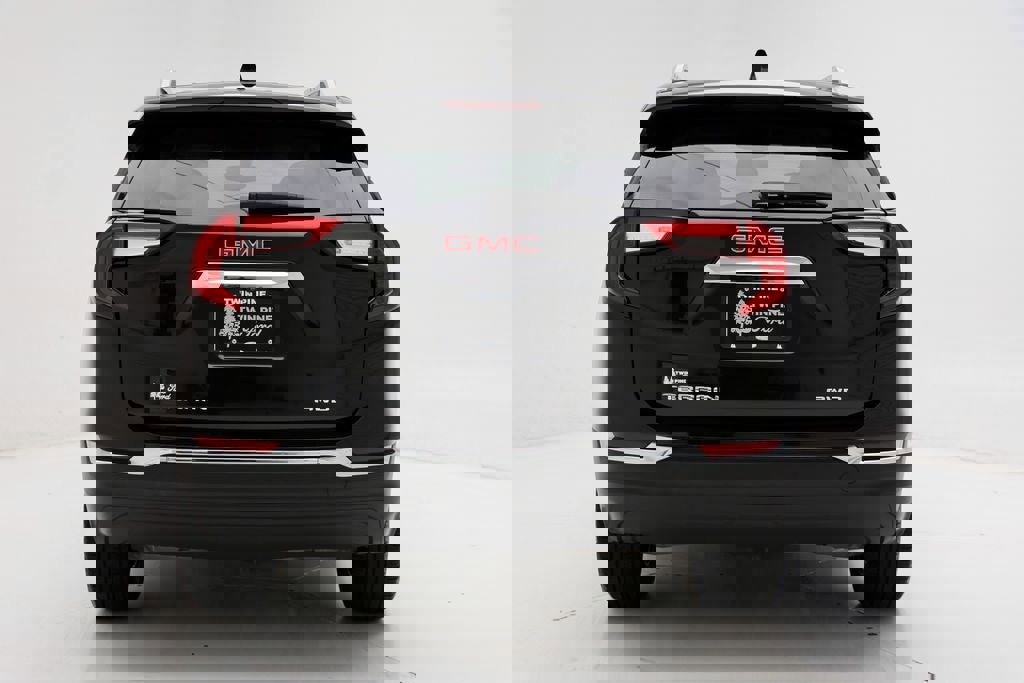 Used 2024 GMC Terrain SLT image 7