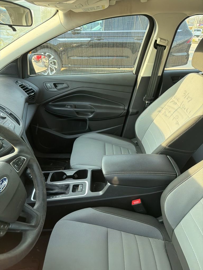 Used 2017 Ford Escape S image 13