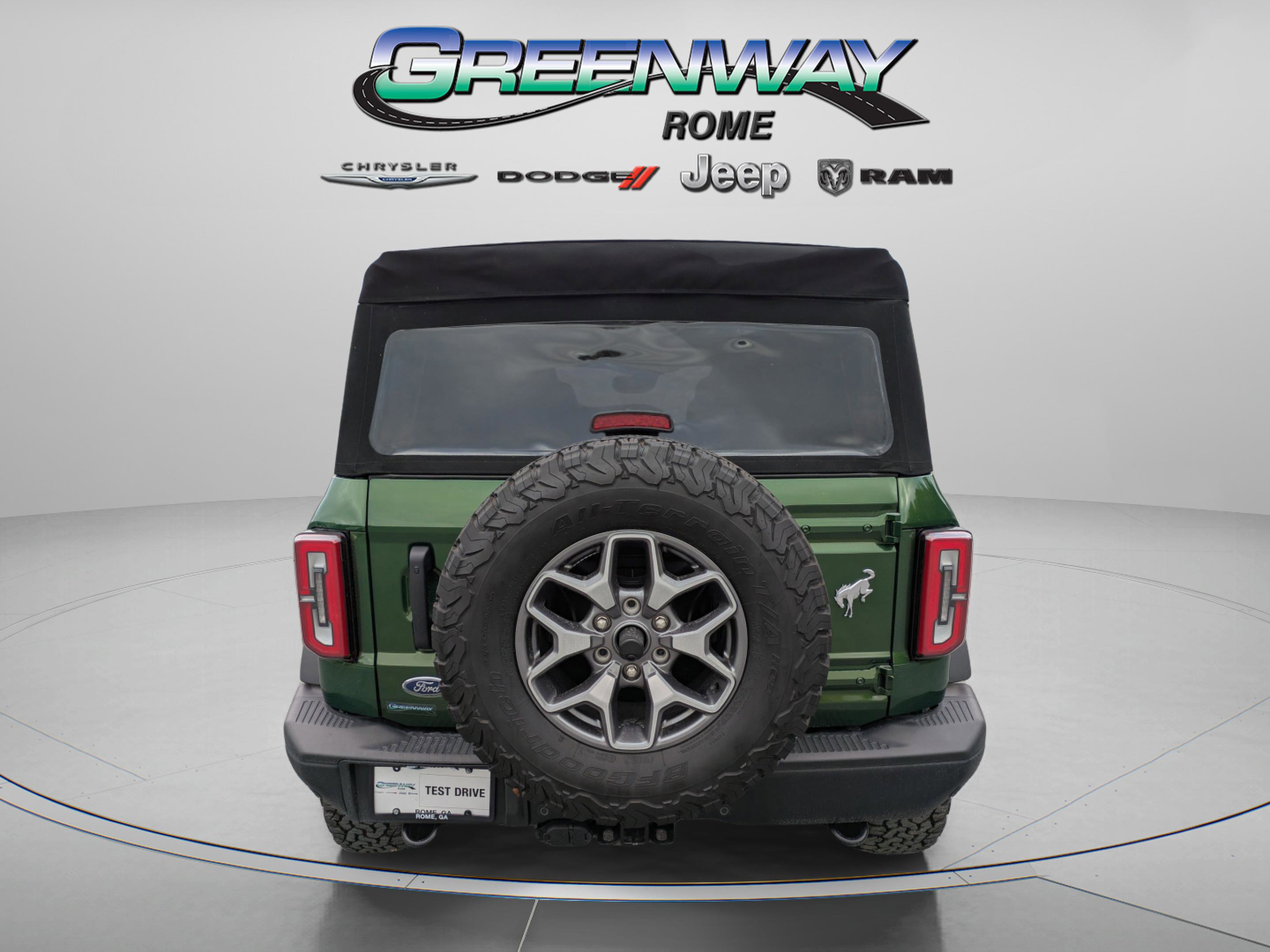 Used 2025 Ford Bronco Badlands image 6