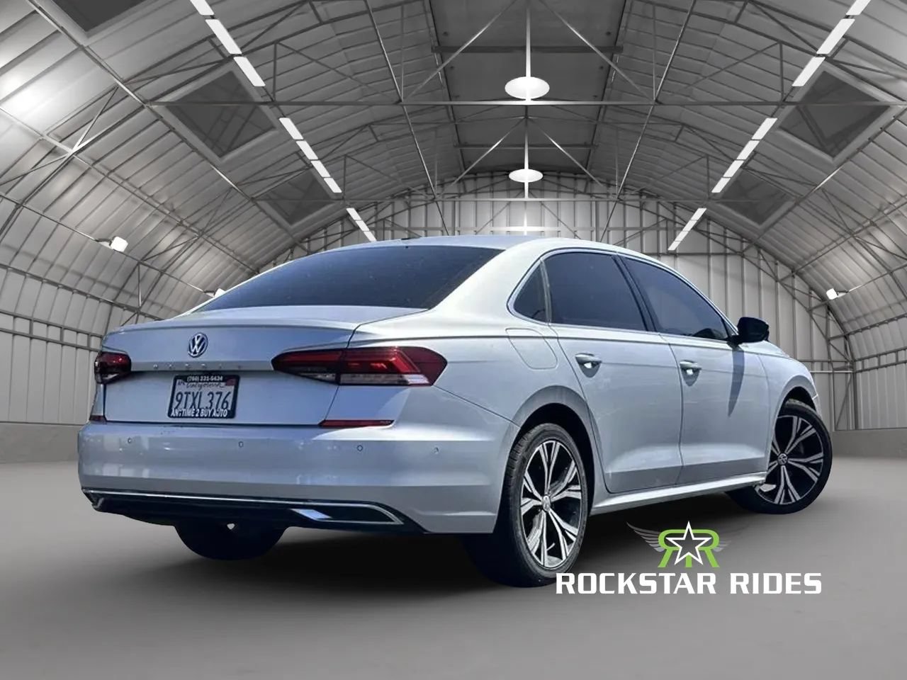 Used 2020 Volkswagen Passat 2.0T SEL FWD image 4