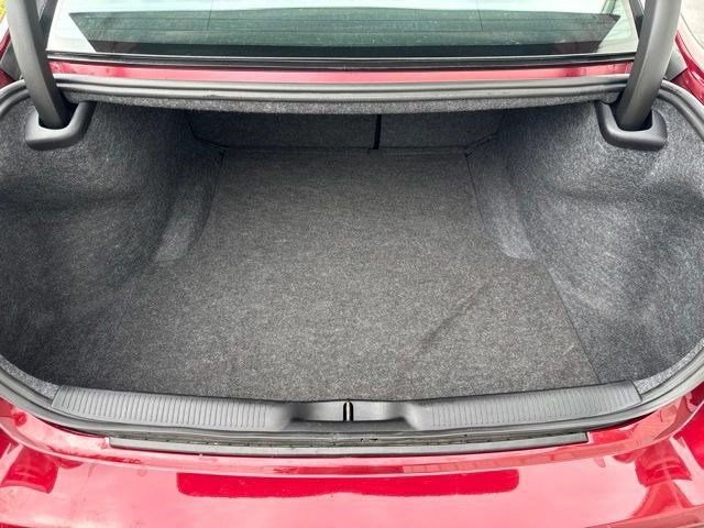 Used 2022 Dodge Charger SXT w/ Blacktop Package RWD image 32