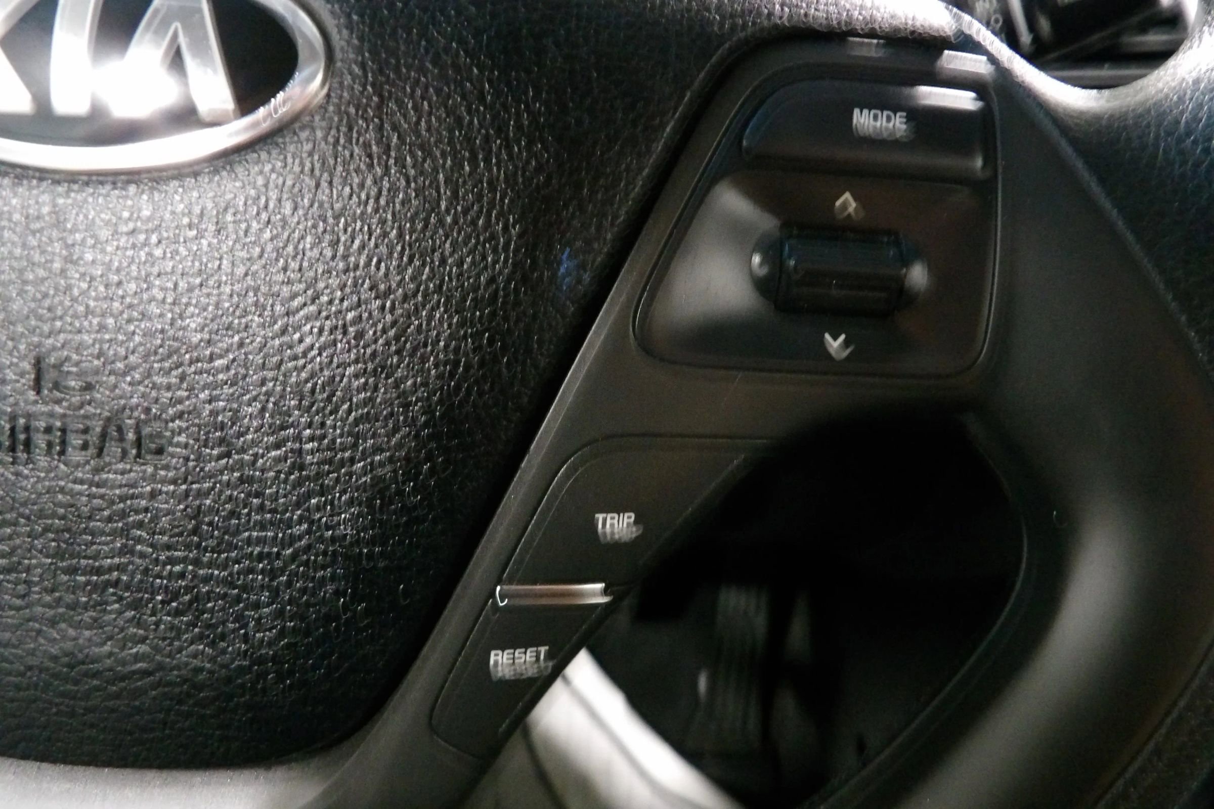 Used 2017 Kia Forte LX image 14