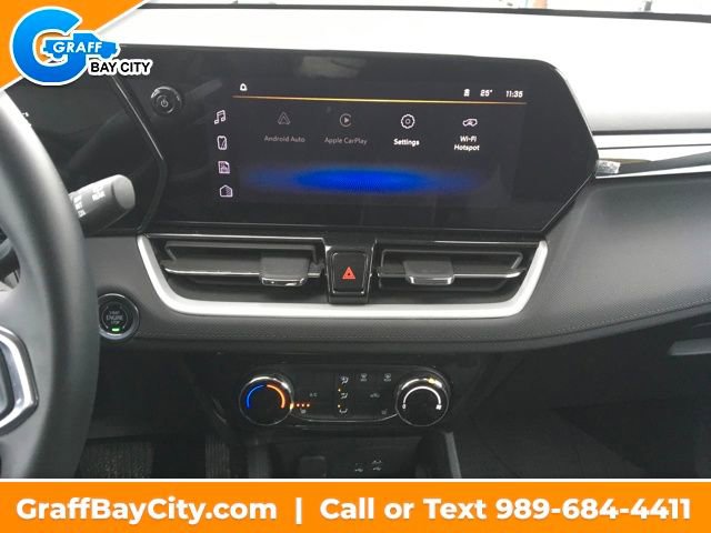 Used 2024 Chevrolet TrailBlazer LT w/ LT Cold Weather Package image 18