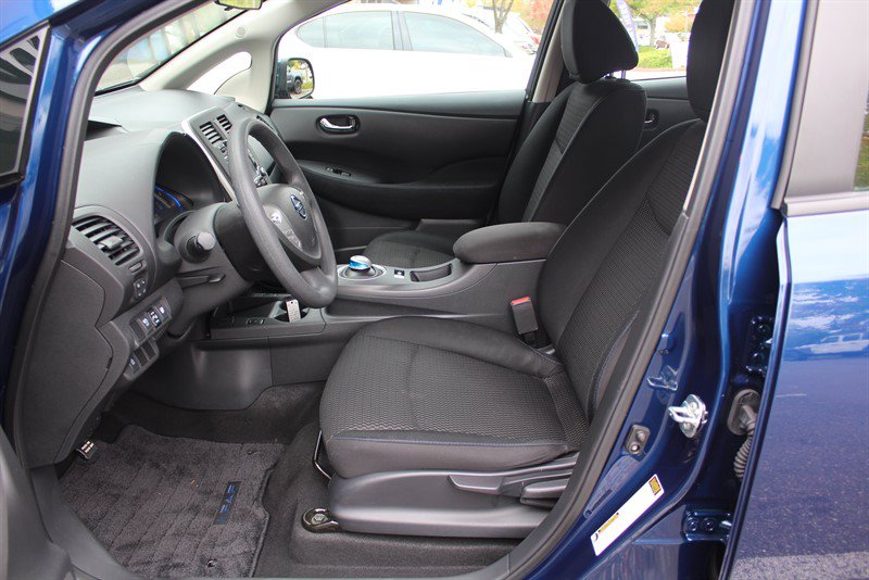 Used 2017 Nissan Leaf S w/ Charge Package FWD image 19