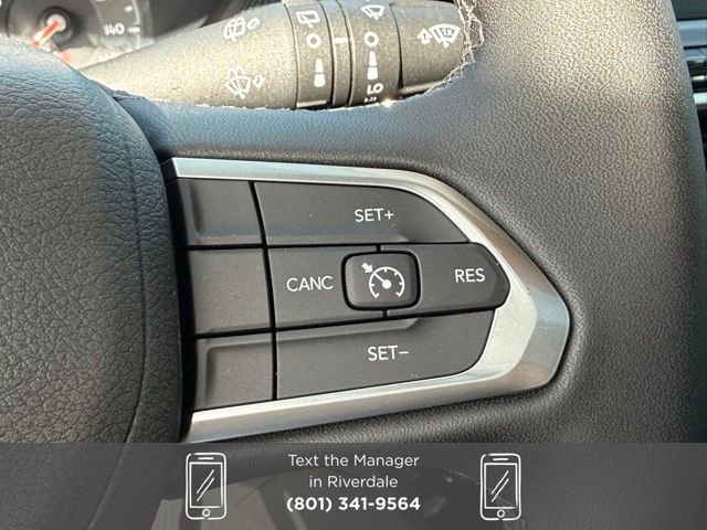 New 2025 Jeep Compass Latitude w/ Sun & Sound Group image 16