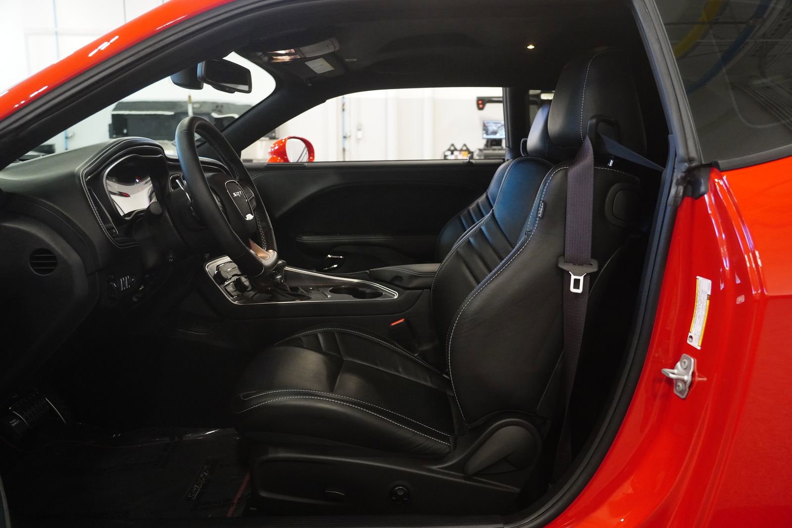 Used 2023 Dodge Challenger SRT Hellcat image 2