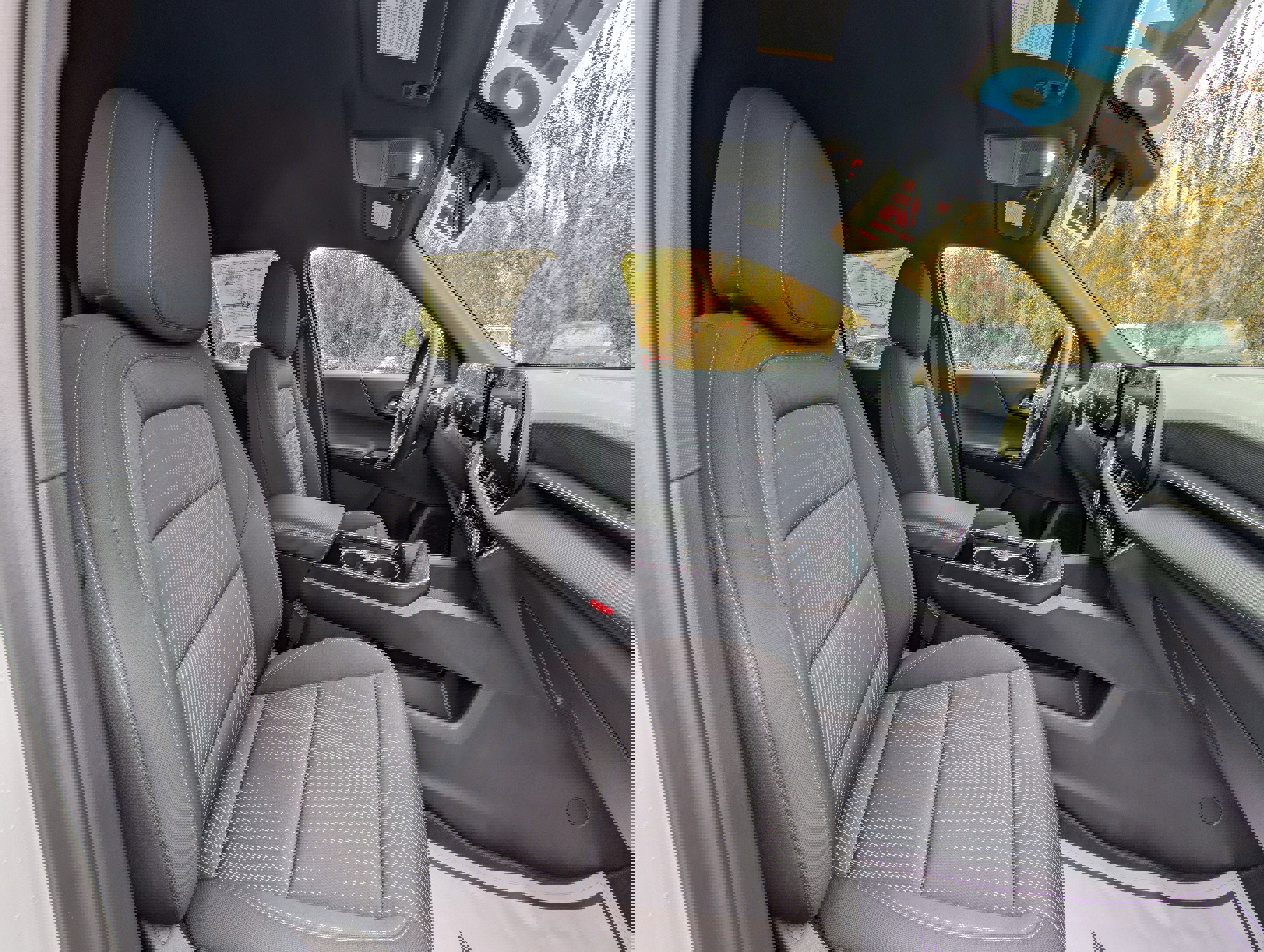 New 2025 Chevrolet Equinox LT w/ Safety and Technology Package image 33