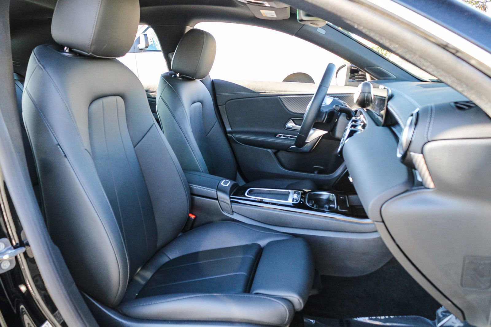 Certified 2025 Mercedes-Benz CLA 250 image 19