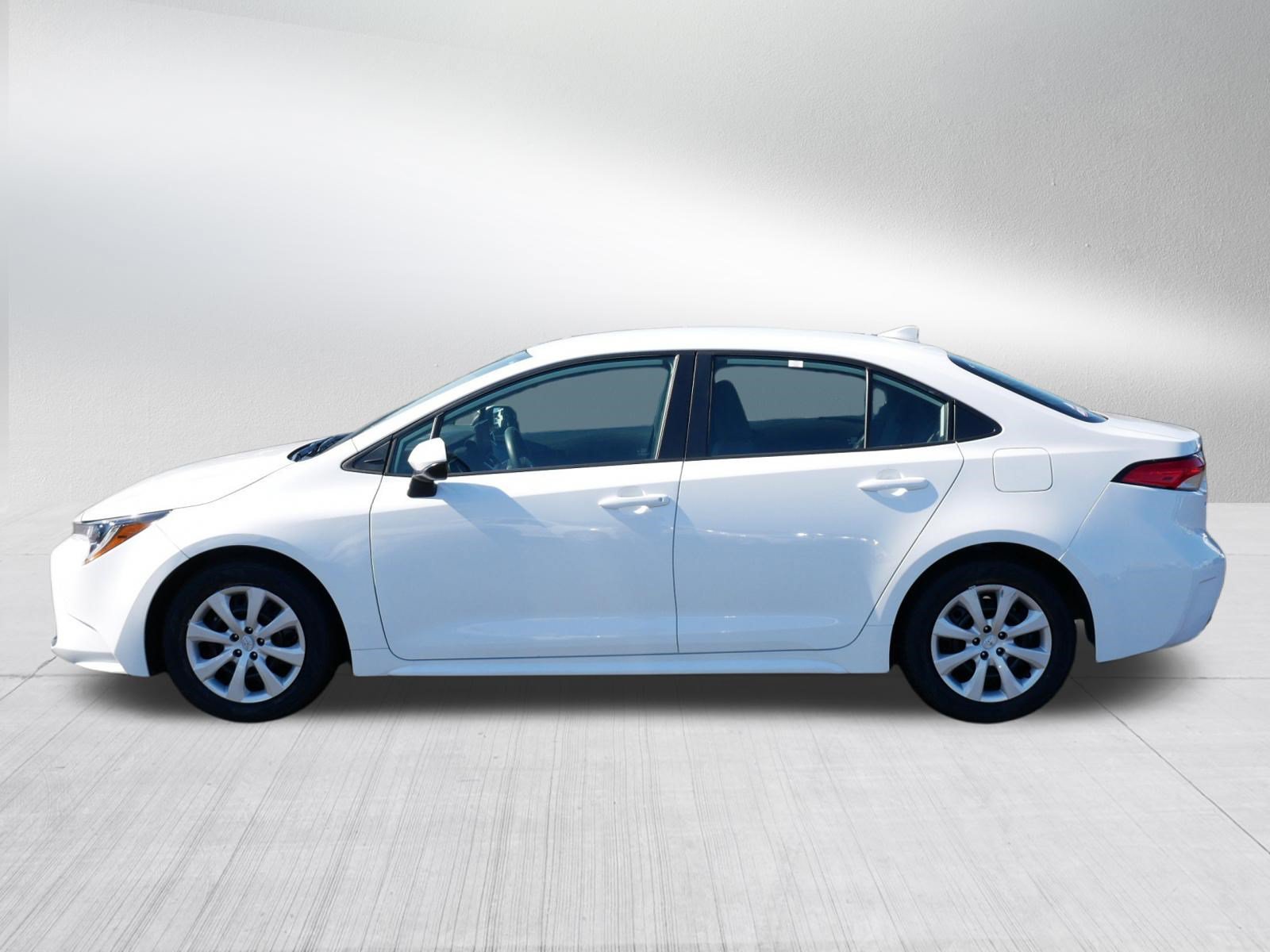 Certified 2024 Toyota Corolla LE FWD image 4