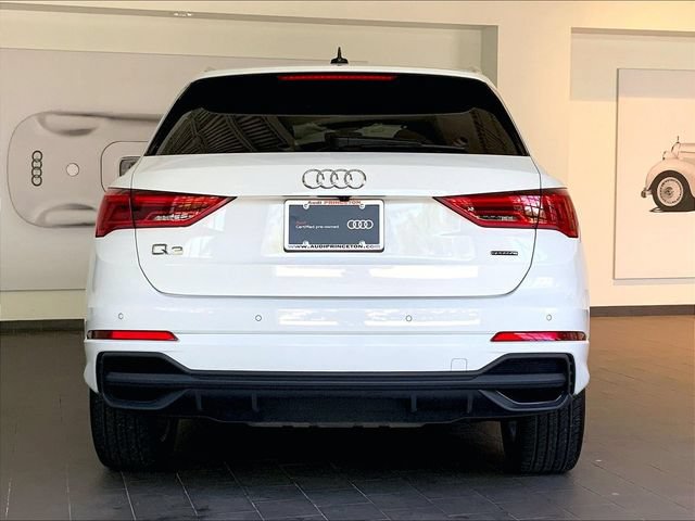 Used 2023 Audi Q3 2.0T Premium Plus w/ Premium Plus Package AWD/4WD image 6