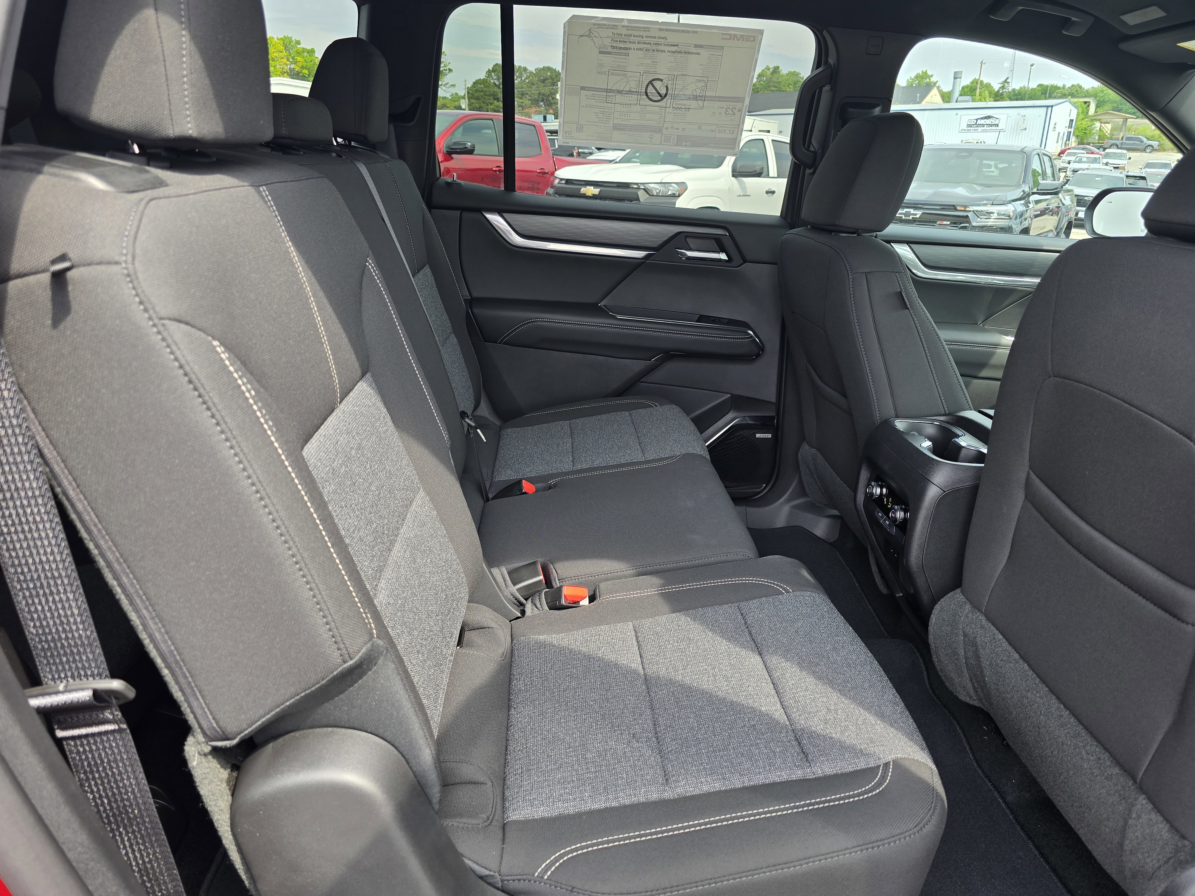 New 2025 GMC Acadia Elevation image 21