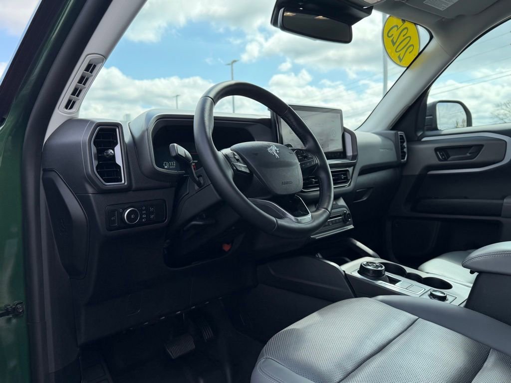 Used 2025 Ford Bronco Sport Badlands image 11