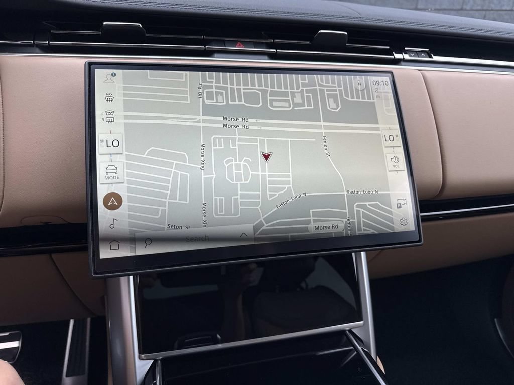 New 2026 Land Rover Range Rover SE AWD/4WD image 25