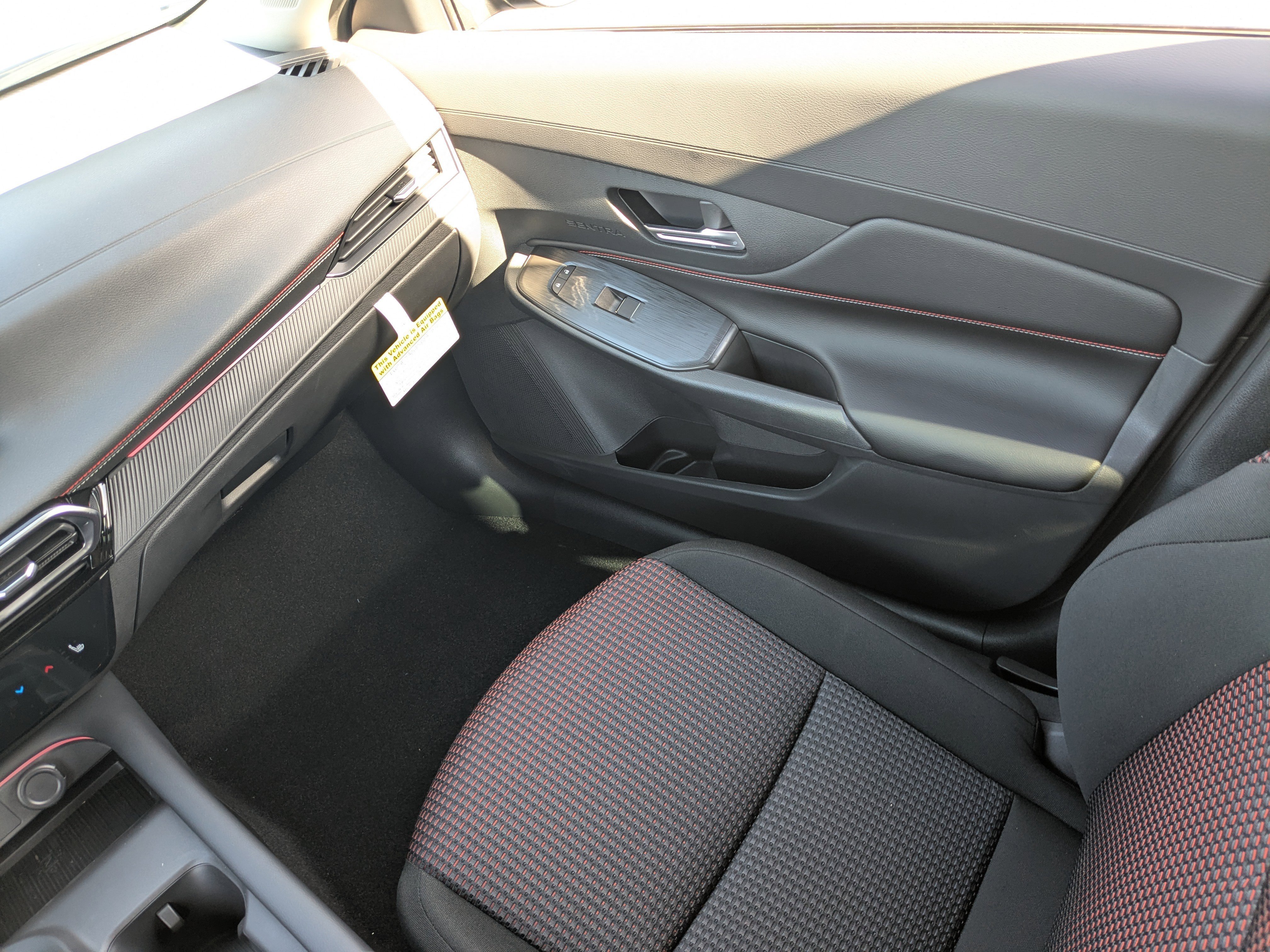 New 2027 Nissan Sentra SR w/ SR All Weather Package FWD image 23