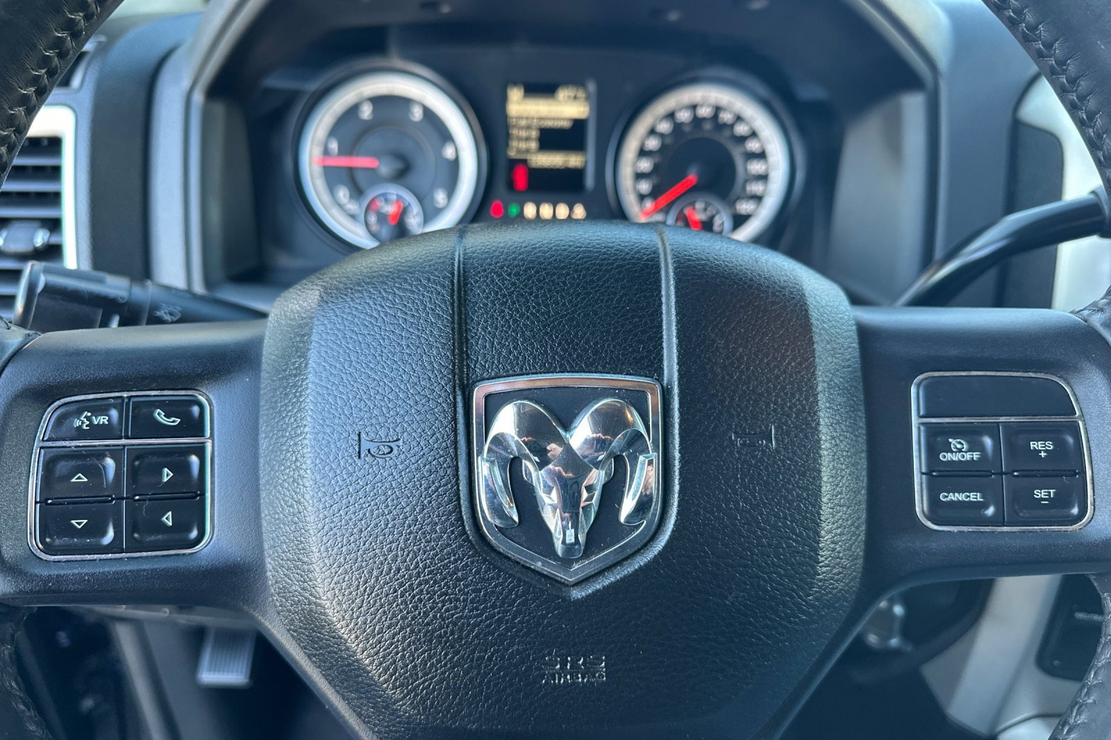 Used 2015 RAM 3500 Big Horn image 27