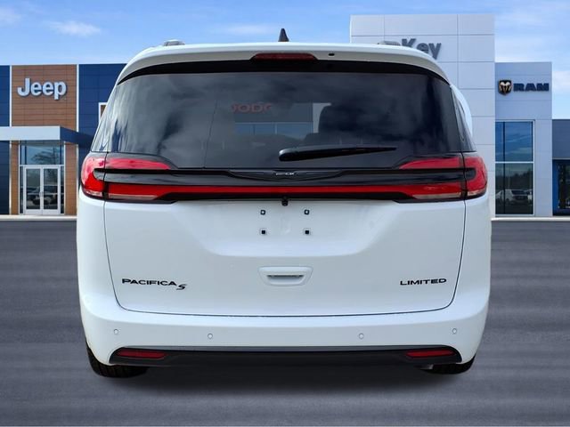 New 2026 Chrysler Pacifica Limited w/ S Appearance Package FWD image 5
