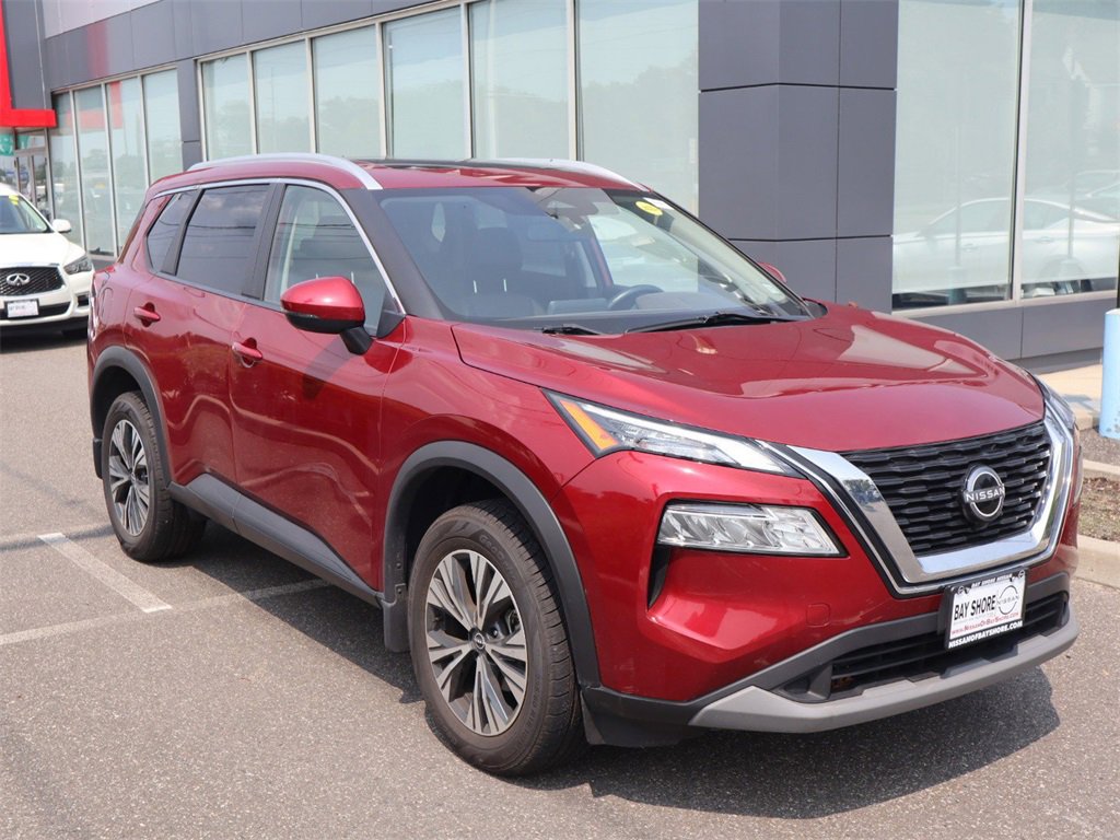 Certified 2022 Nissan Rogue SV w/ SV Premium Package image 3