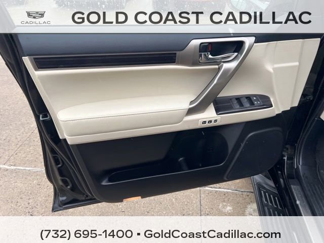 Used 2021 Lexus GX 460 Premium w/ Premium Package image 16