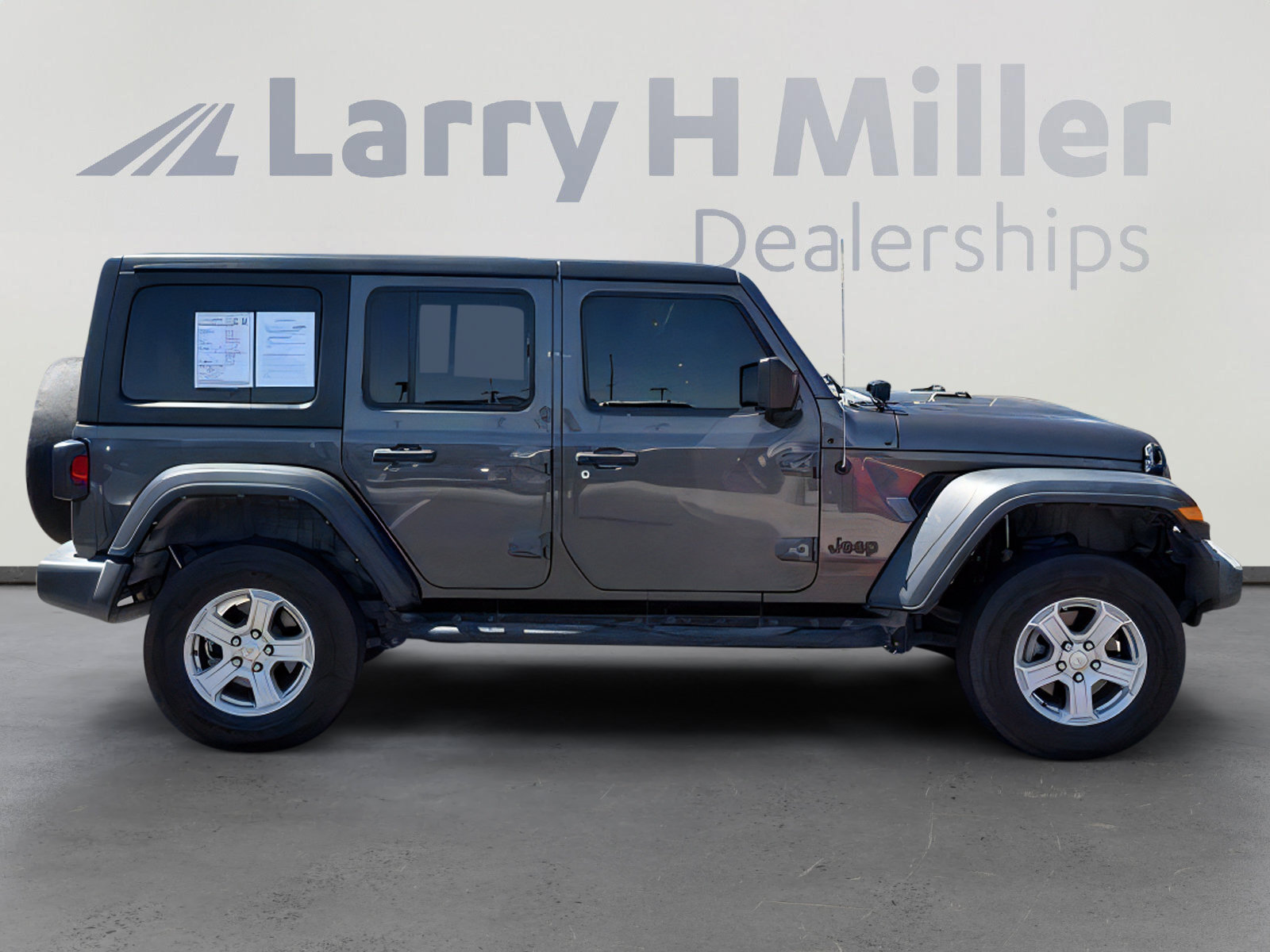 Used 2023 Jeep Wrangler Unlimited Sport AWD/4WD image 7