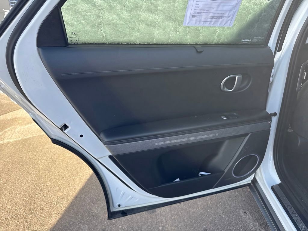 Used 2022 Hyundai Ioniq 5 Limited image 25