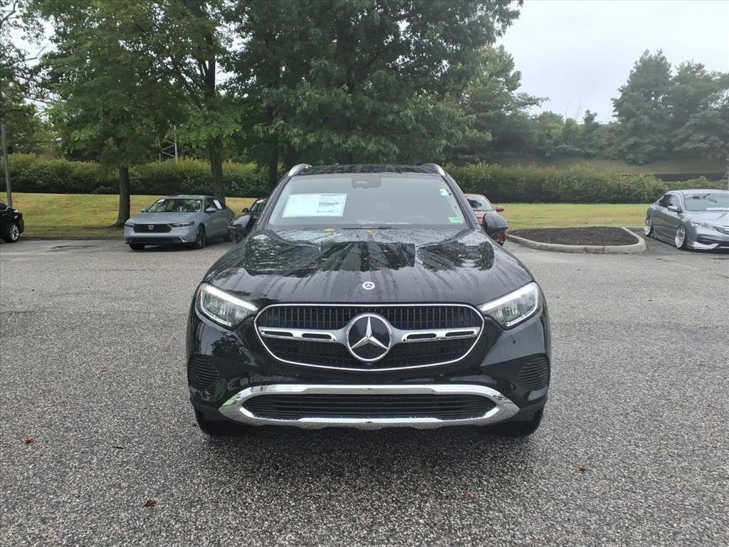 Used 2026 Mercedes-Benz GLC 350e 4MATIC image 2