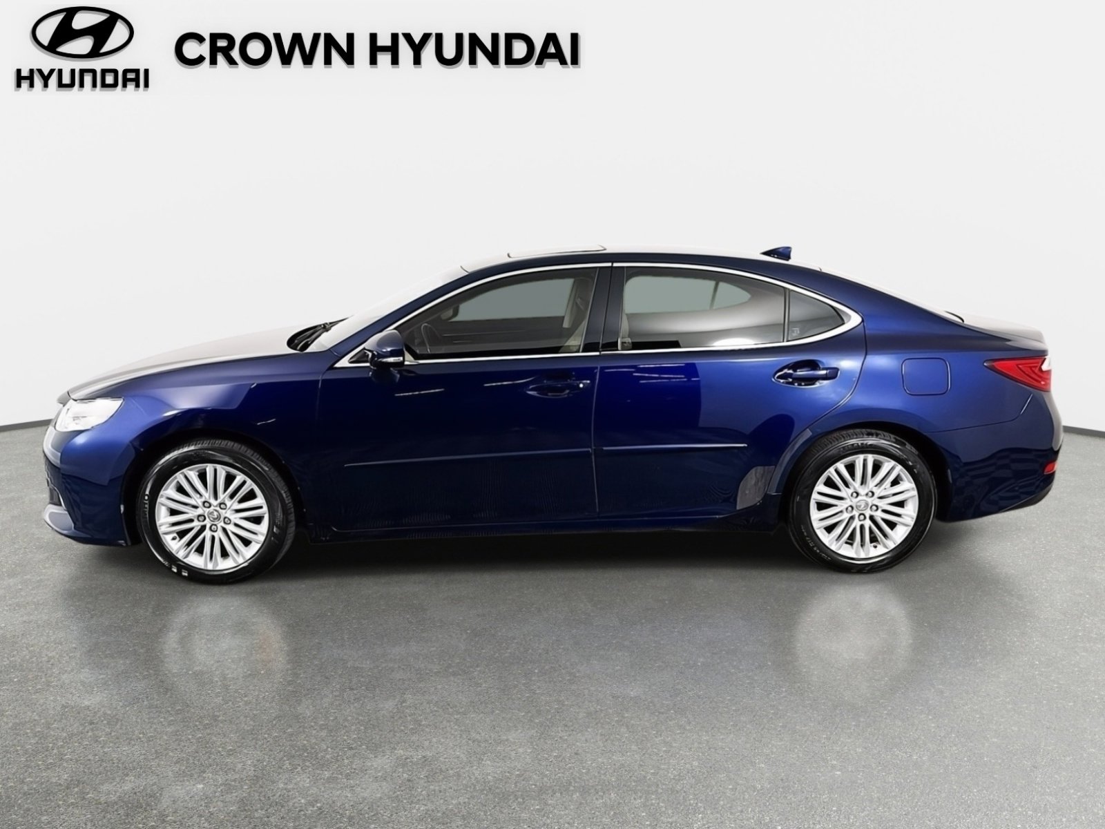 Used 2015 Lexus ES 350 350 w/ Luxury Package image 8