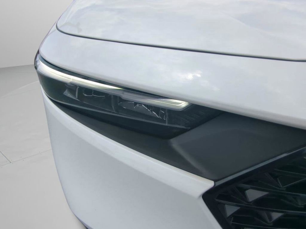 Certified 2025 Honda Accord LX image 24