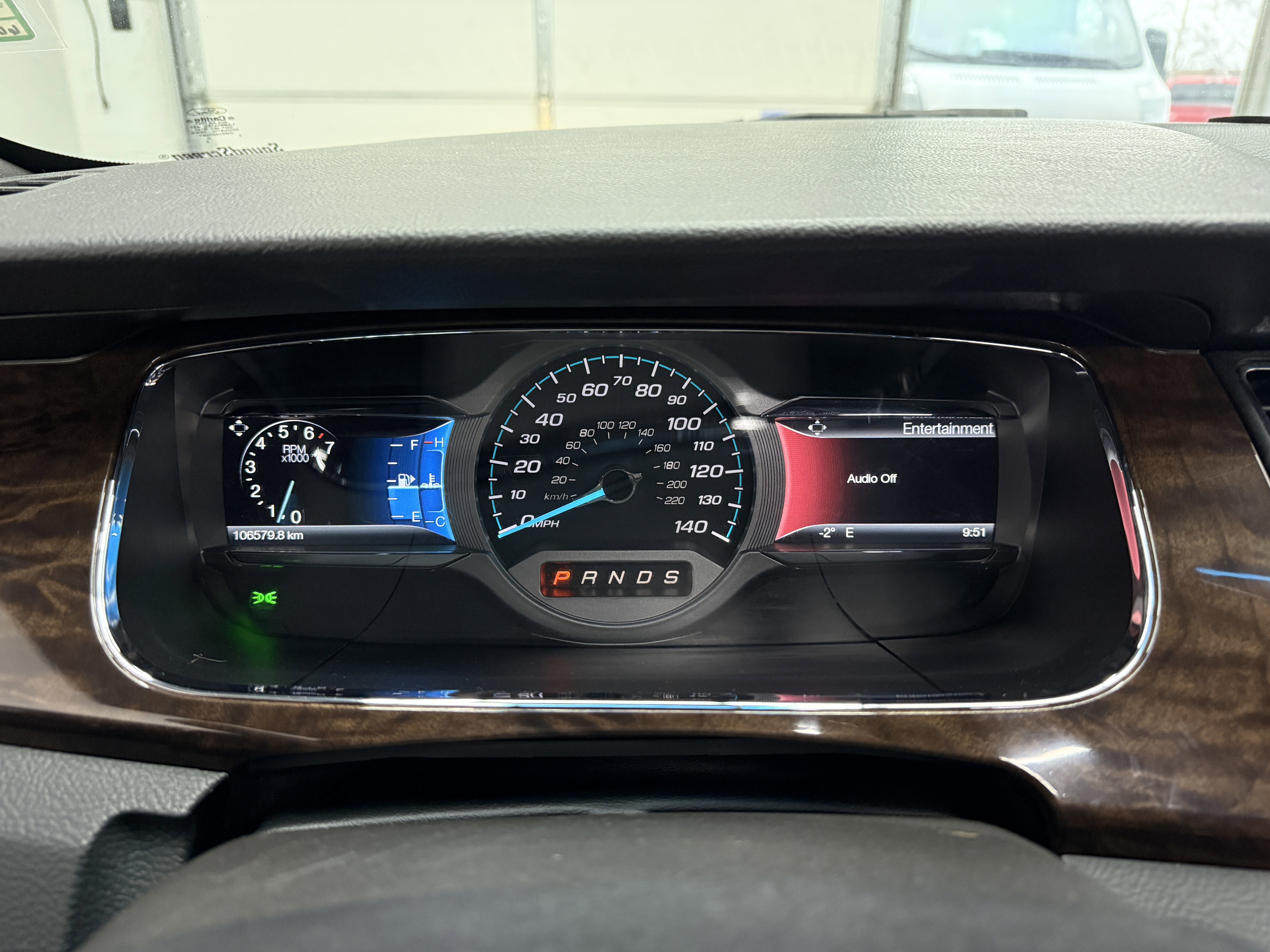 Used 2017 Ford Taurus Limited image 21