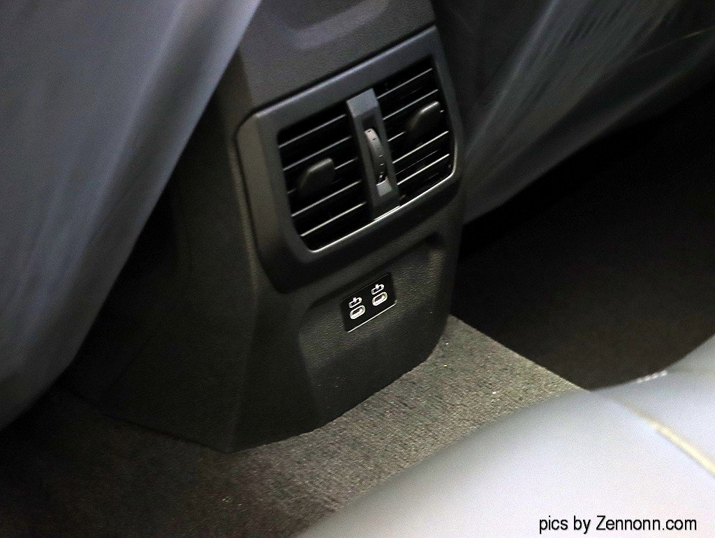 Used 2026 BMW 228i xDrive w/ Premium Package image 14